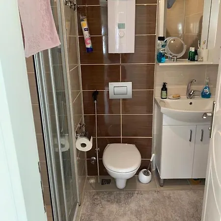 Modern And Bright 5min From The Sea *